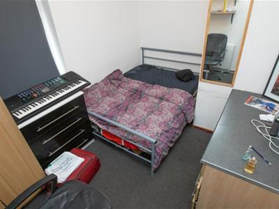 Picture 7